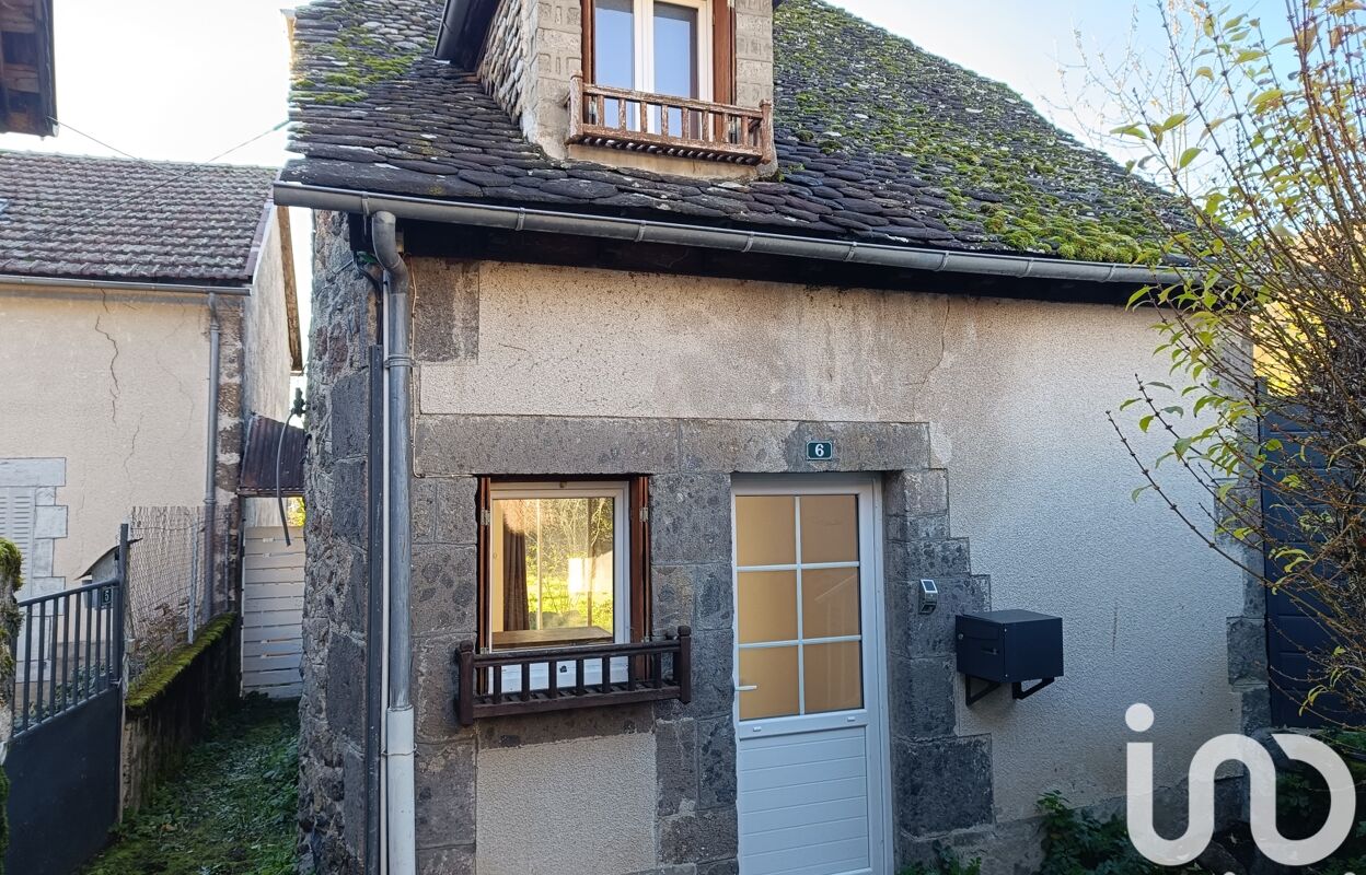 maison 2 pièces 51 m2 à vendre à Saint-Martin-Valmeroux (15140)