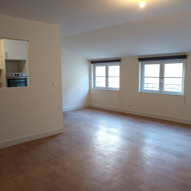 Appartement 3 pièces 795 €