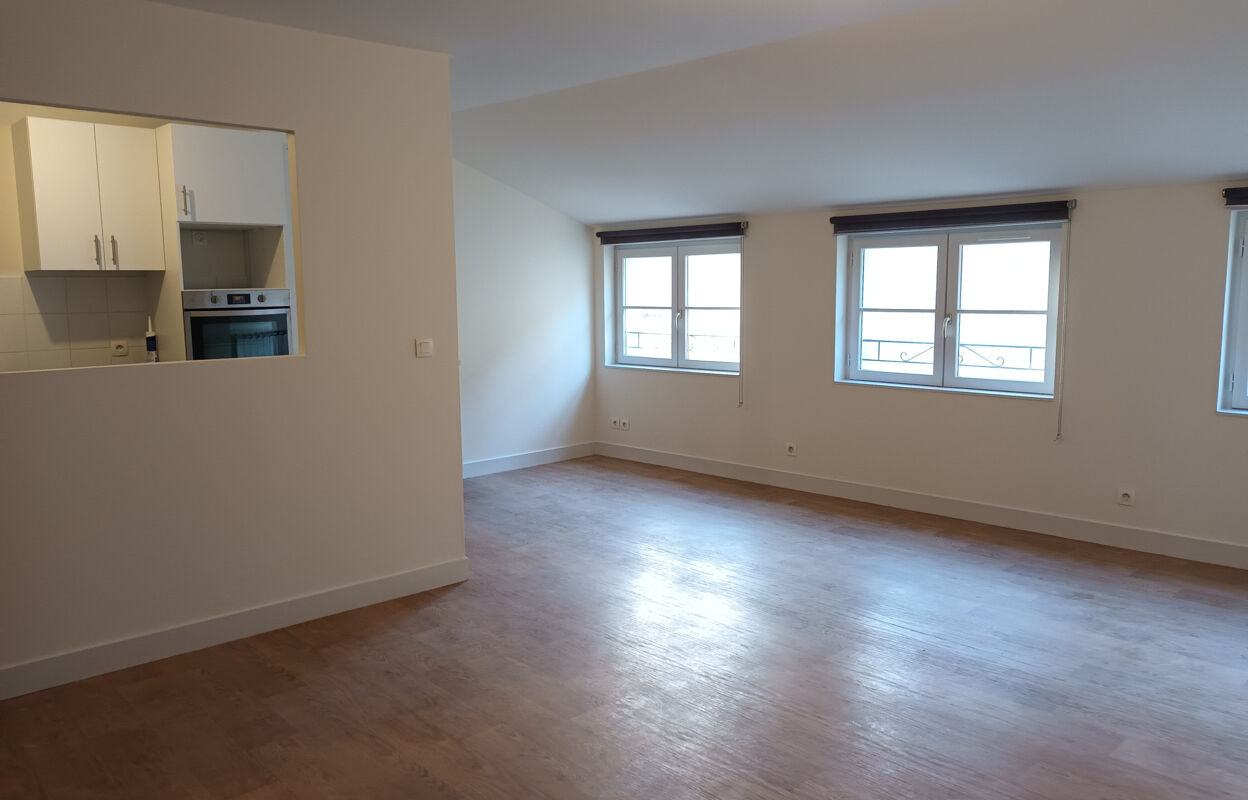 appartement 3 pièces 70 m2 à louer à Poitiers (86000)