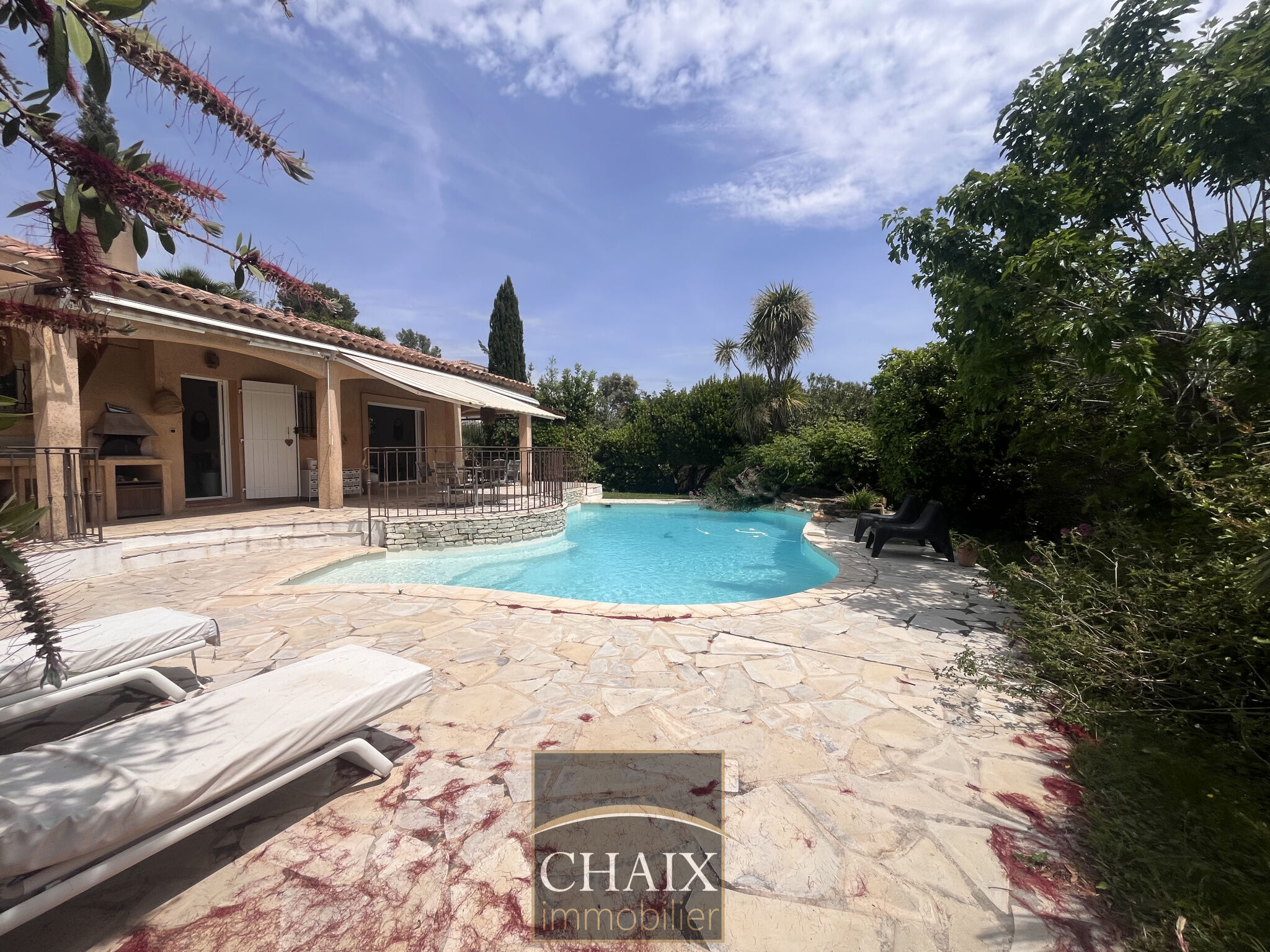 Villa / Maison 2 pièces  à vendre Saint-Cyr-sur-Mer 83270