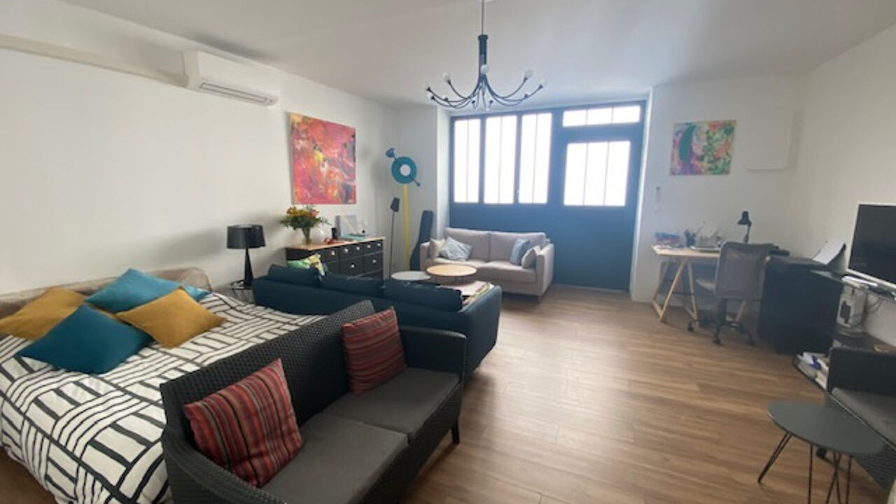 appartement 2 pièces 65 m2 à vendre à Nîmes (30000)