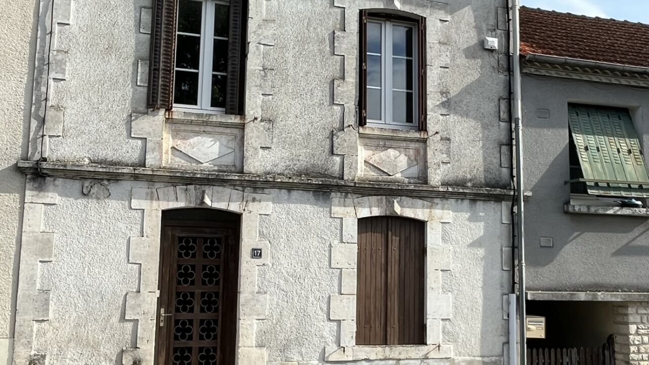 maison 3 pièces 66 m2 à vendre à La Coquille (24450)