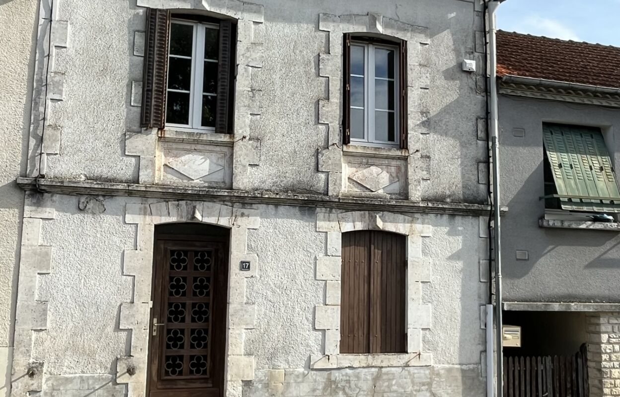 maison 3 pièces 66 m2 à vendre à La Coquille (24450)