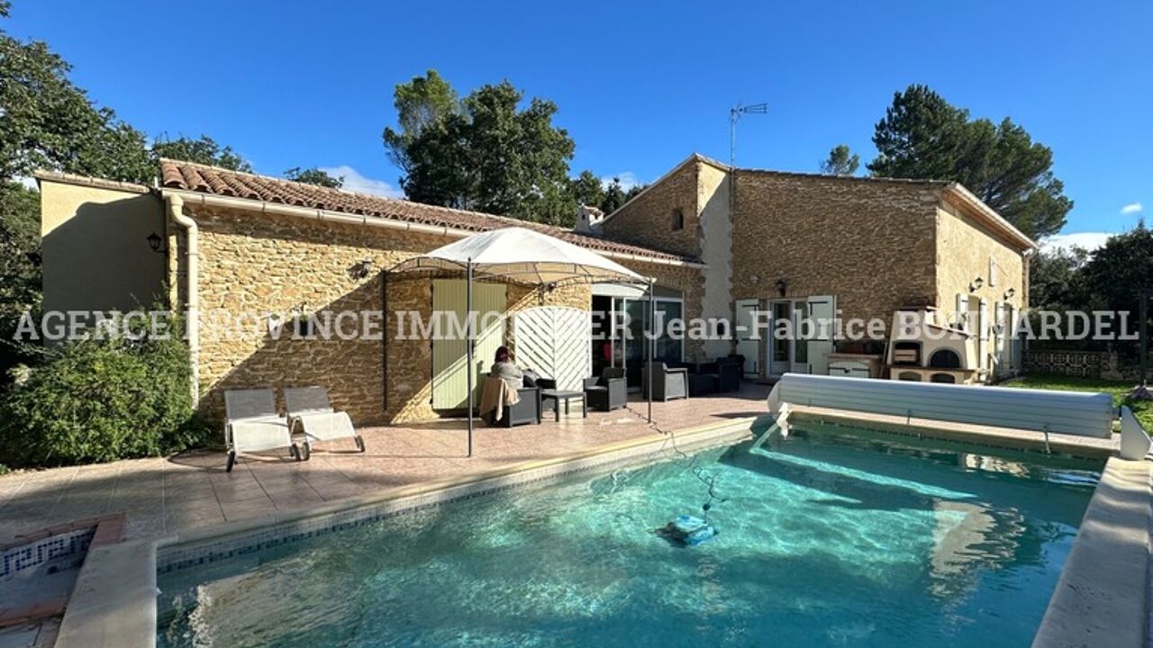 maison 4 pièces 209 m2 à vendre à Grignan (26230)