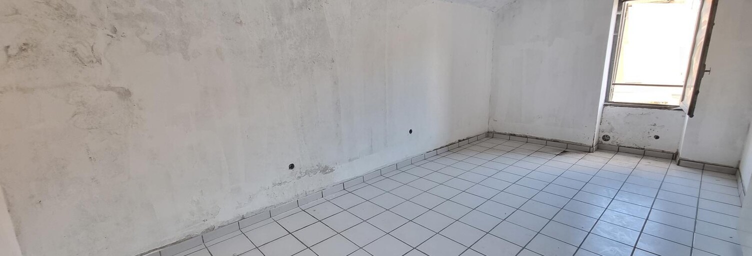 Local industriel  37 m² à vendre à Rive-de-Gier (42800)