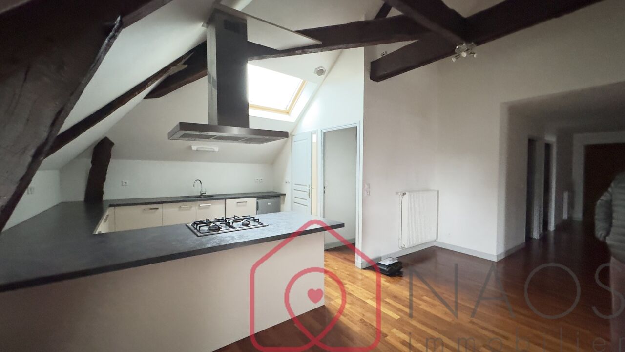 appartement 3 pièces 86 m2 à vendre à Pontivy (56300)