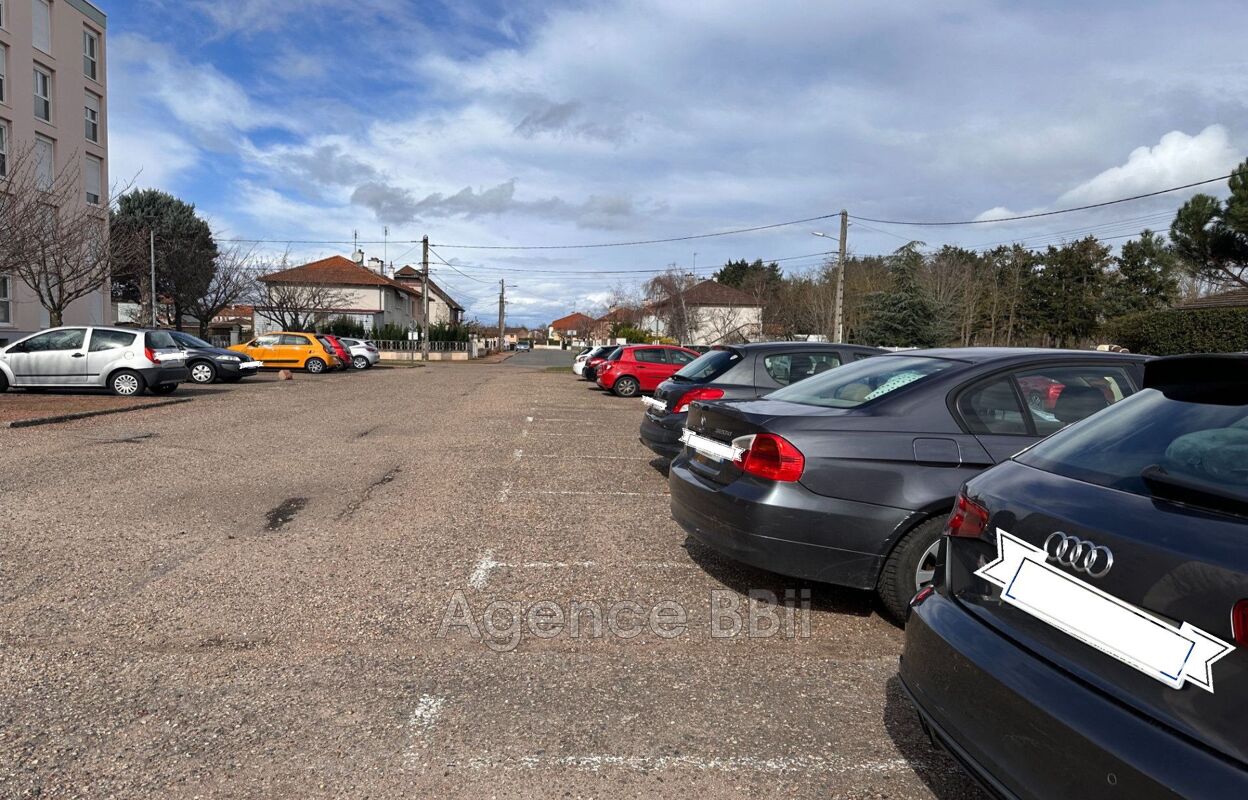 garage  pièces  m2 à vendre à Roanne (42300)