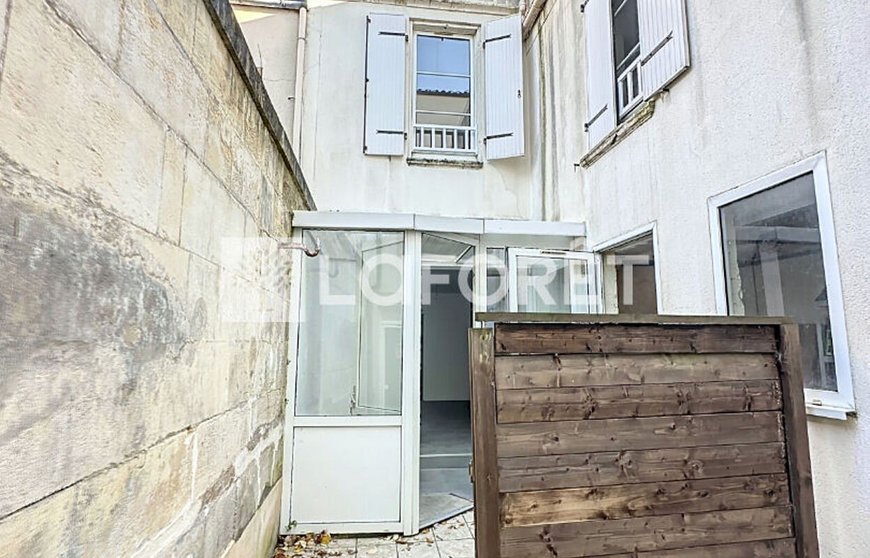 maison 4 pièces 94 m2 à vendre à Rochefort (17300)