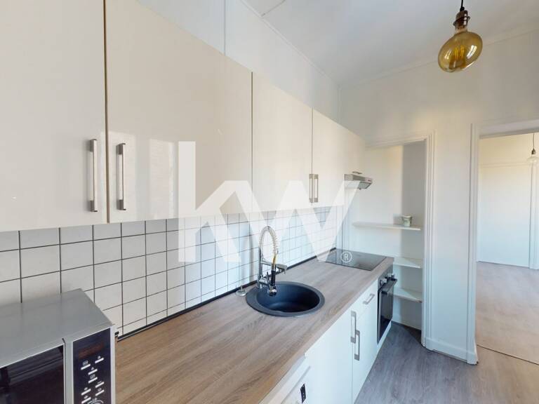 A VENDRE SECTEUR AV DE LAON F2 PROCHE TRAM — photo 1