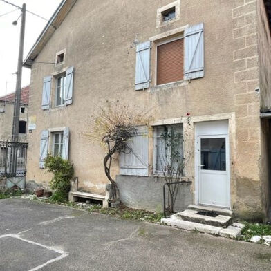 Maison 11 pièces 132000 €