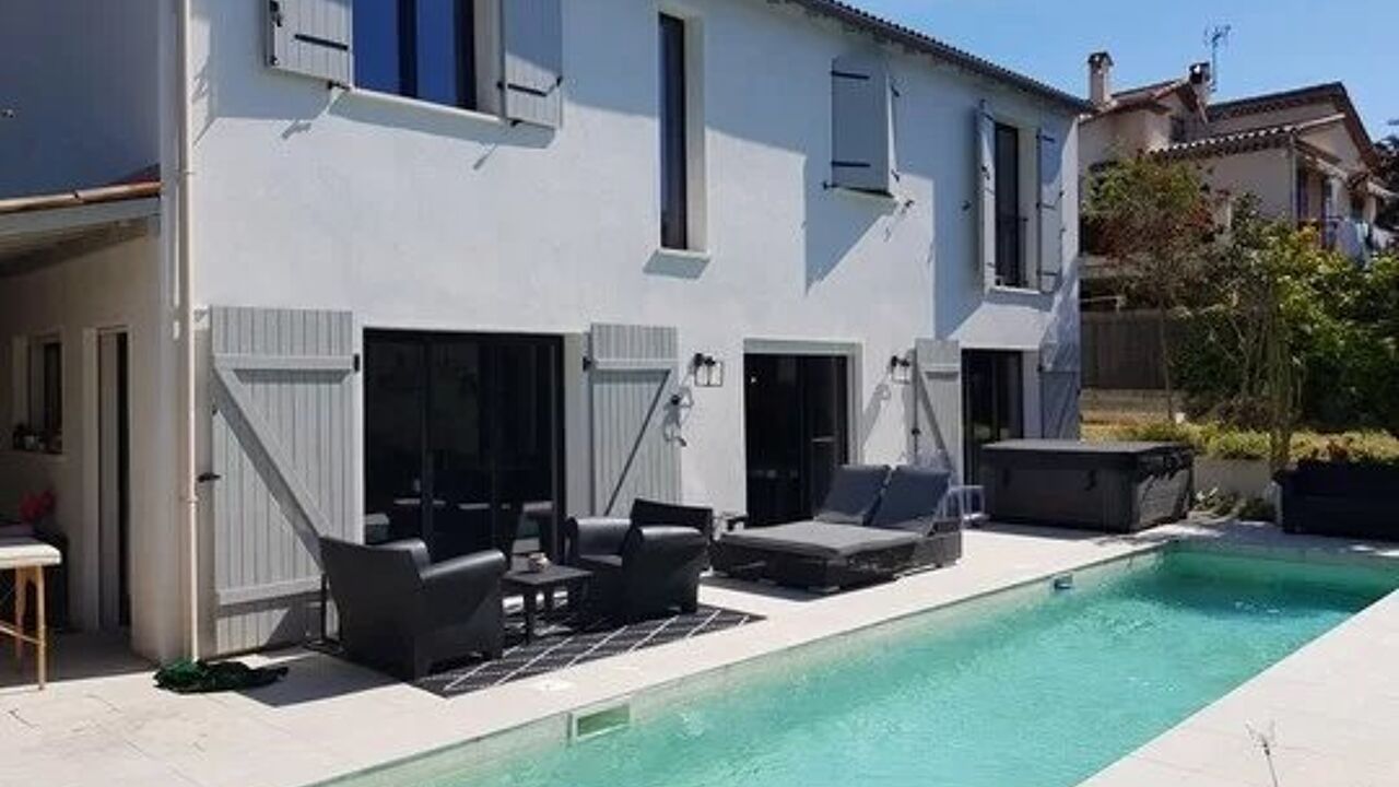 maison 6 pièces 195 m2 à vendre à Antibes (06600)