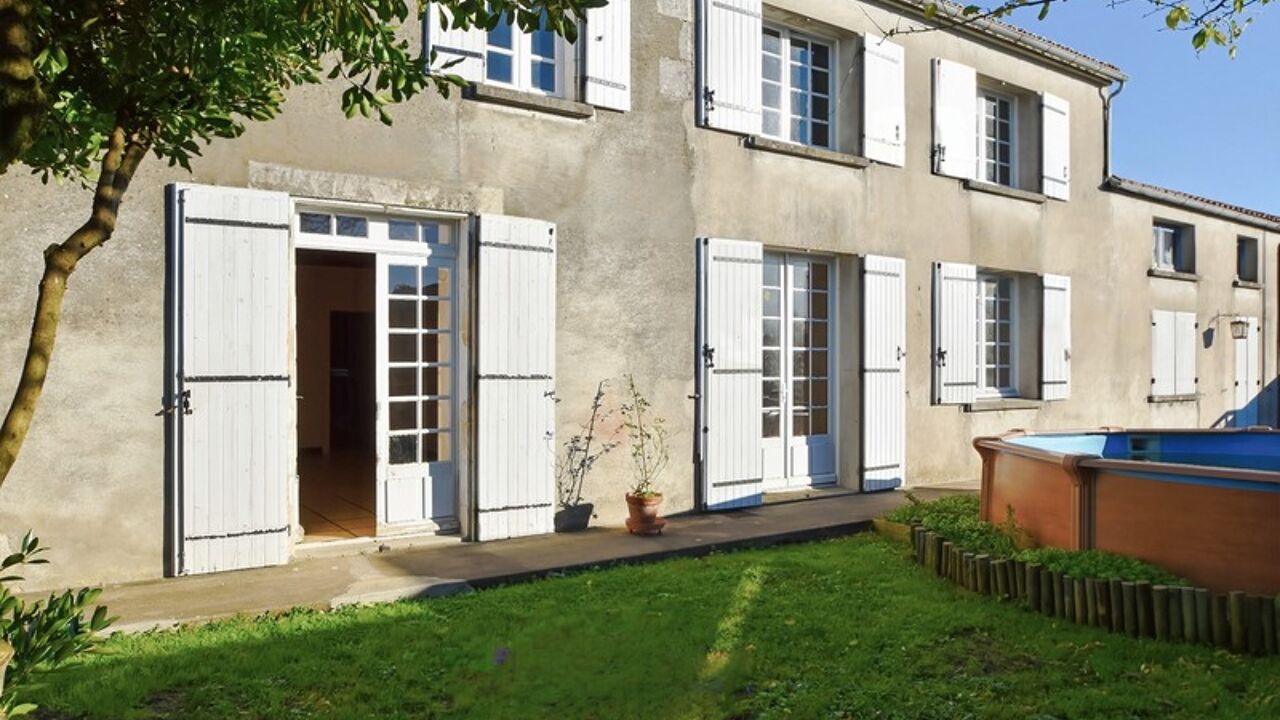 maison 6 pièces 220 m2 à vendre à Aigrefeuille-d'Aunis (17290)