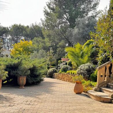 Maison 8 pièces 697000 €