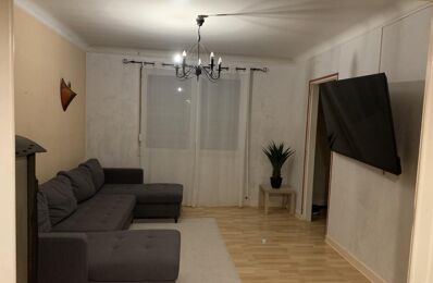 location maison 1 150 € CC /mois à proximité de Saint-Saturnin (72650)