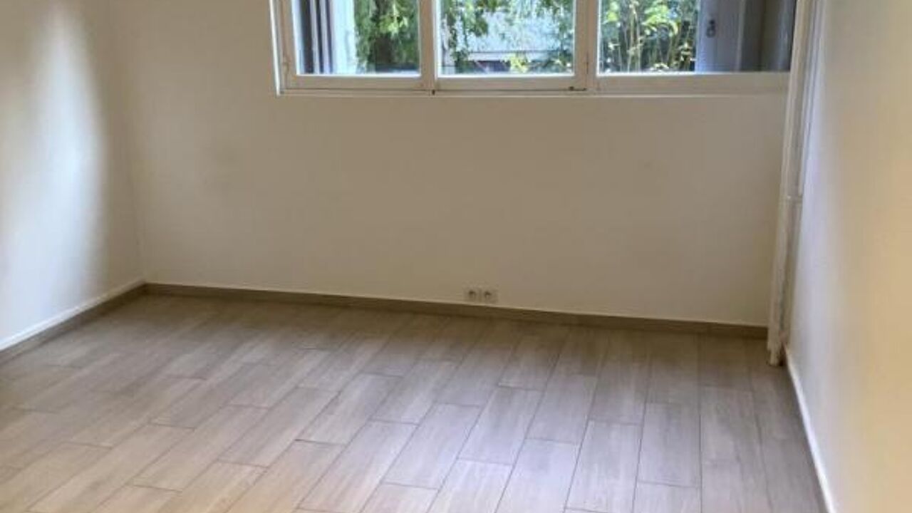 appartement 1 pièces 16 m2 à louer à Le Plessis-Robinson (92350)