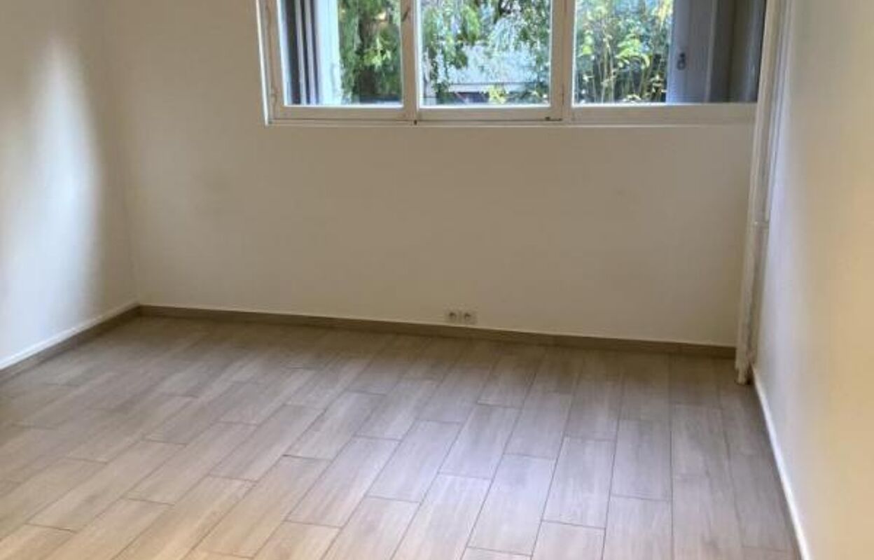 appartement 1 pièces 16 m2 à louer à Le Plessis-Robinson (92350)