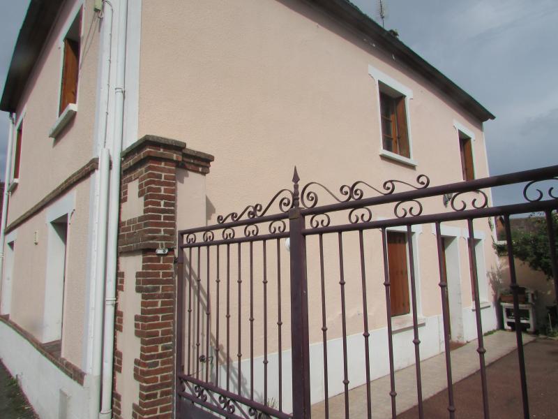 Villa / Maison 3 pièces  à vendre Cherisy 28500