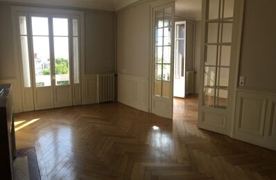 location appartement 1 384 € CC /mois à proximité de Vourles (69390)