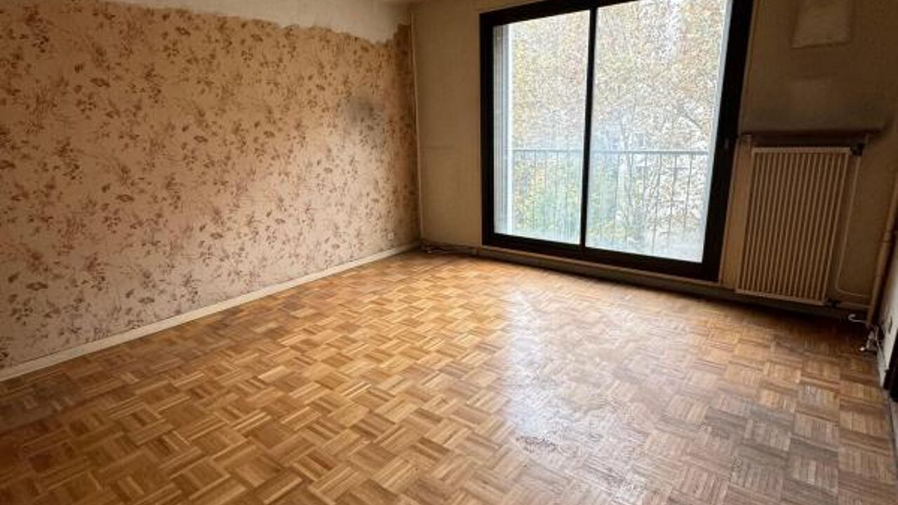 appartement 3 pièces 74 m2 à vendre à Vaulx-en-Velin (69120)