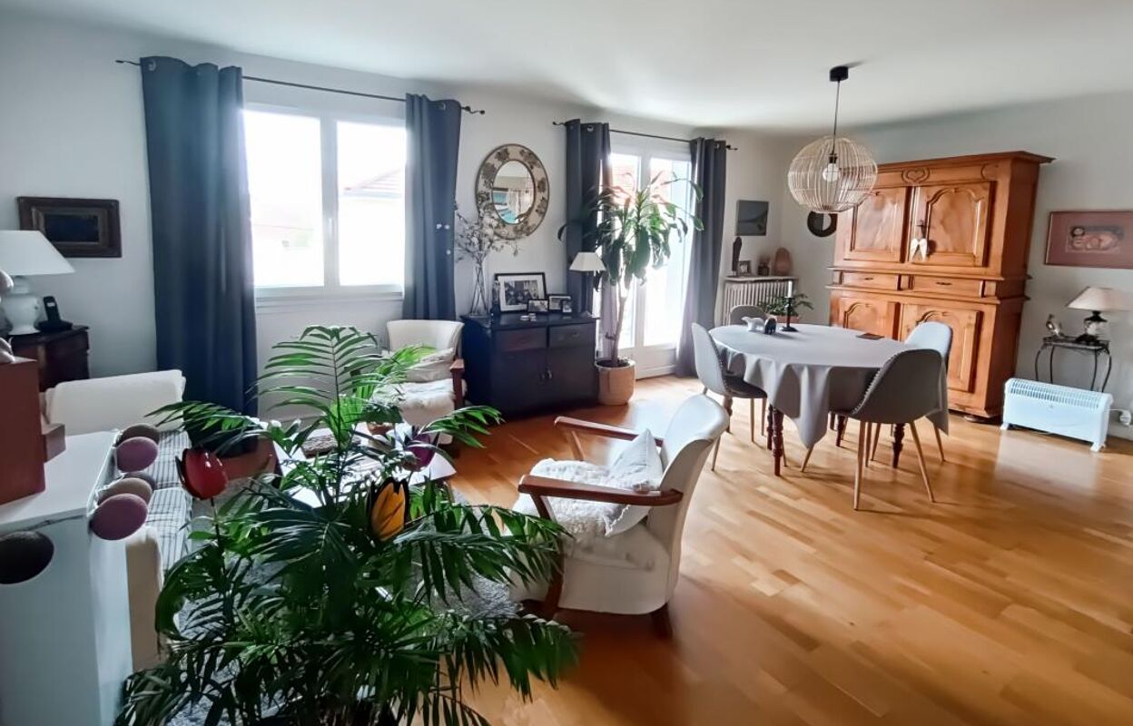 maison 4 pièces 110 m2 à vendre à Rillieux-la-Pape (69140)