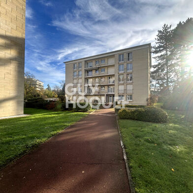 Appartement 4 pièces 192000 €