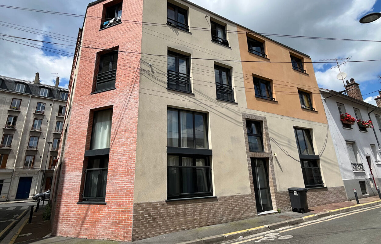 immeuble  pièces 278 m2 à vendre à Saint-Denis (93200)