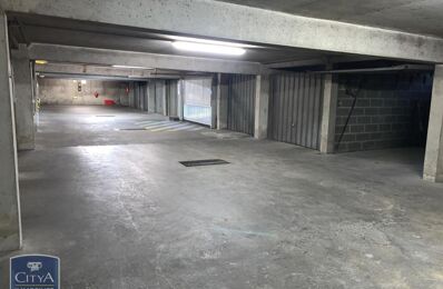 garage  pièces  m2 à louer à Angers (49100)