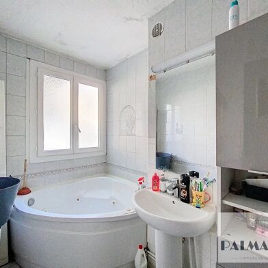 Appartement 4 pièces 66000 €