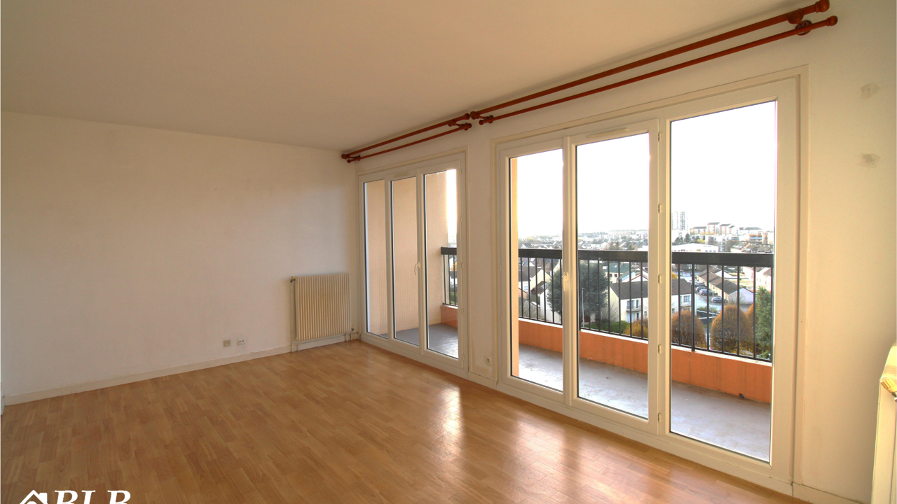 appartement 2 pièces 53 m2 à vendre à Élancourt (78990)