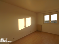 78990 ELANCOURT-Appartement T2 — photo 4