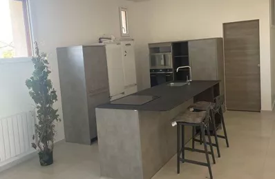 location appartement 1 070 € CC /mois à proximité de Pierre-Bénite (69310)