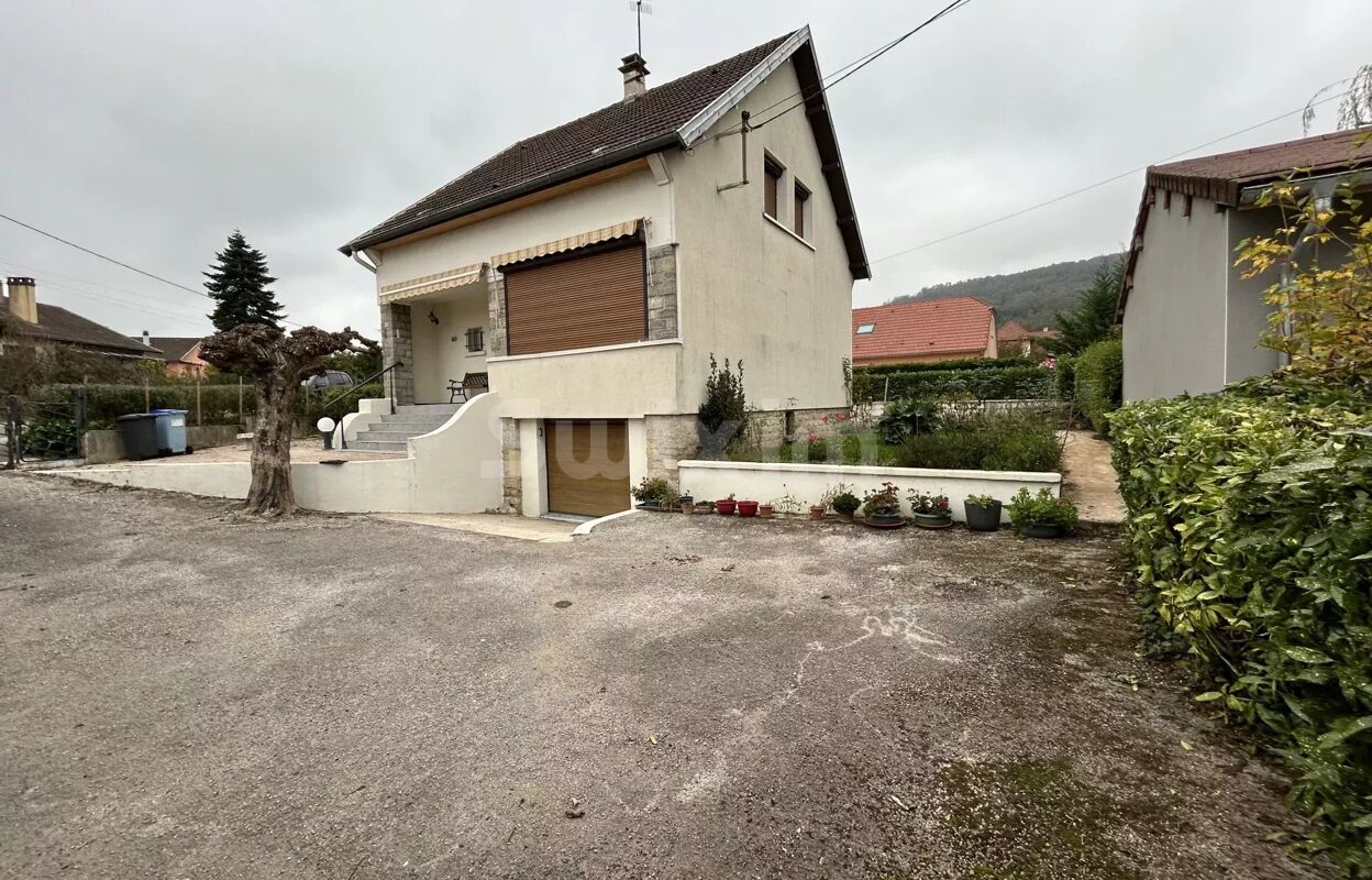 maison 6 pièces 85 m2 à vendre à Lons-le-Saunier (39000)