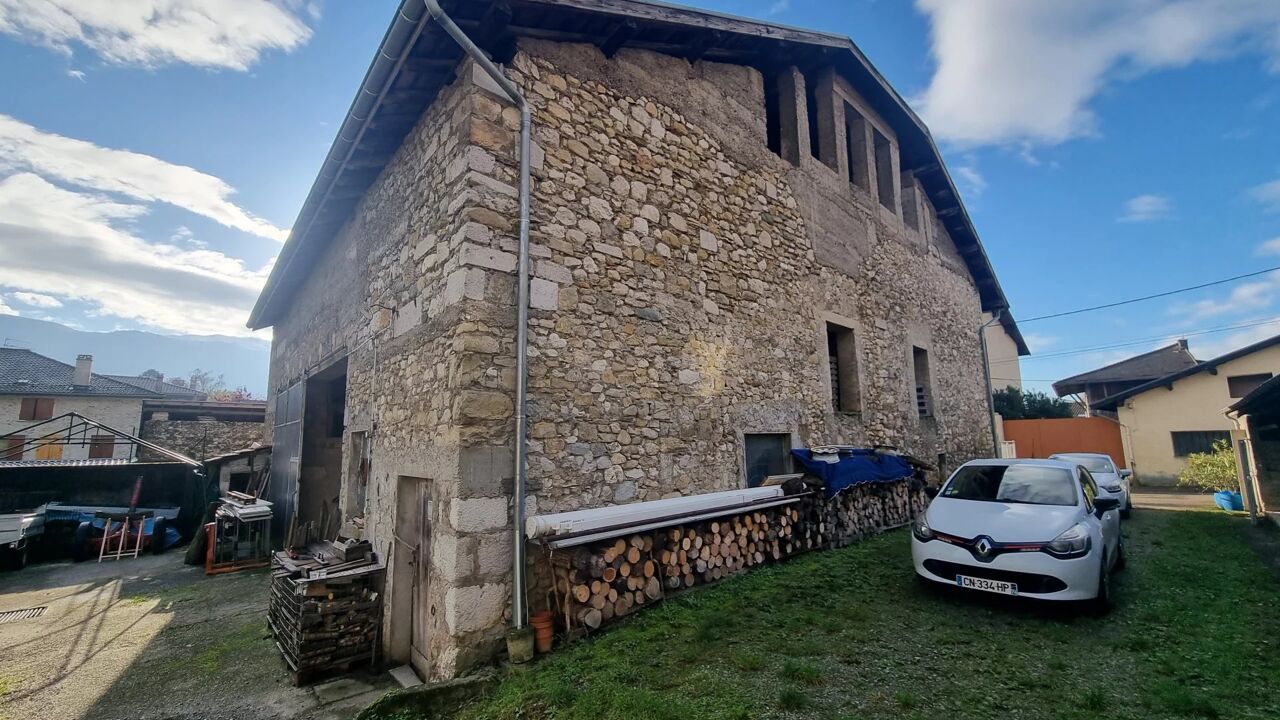 immeuble  pièces 650 m2 à vendre à La Terrasse (38660)