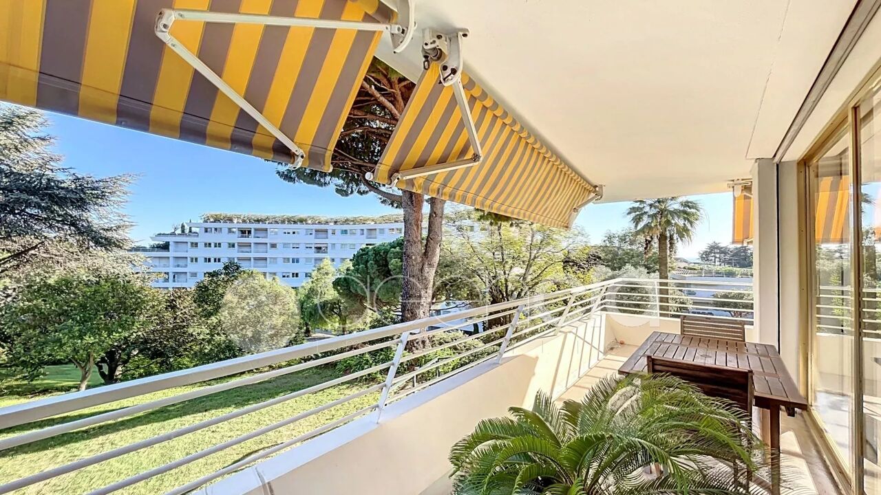 appartement 2 pièces 70 m2 à vendre à Cannes (06400)