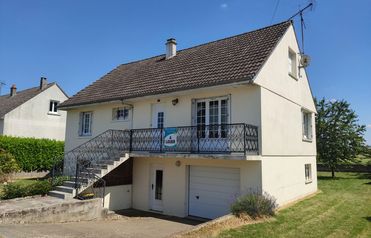 maison 5 pièces 114 m2 à louer à Épieds-en-Beauce (45130)