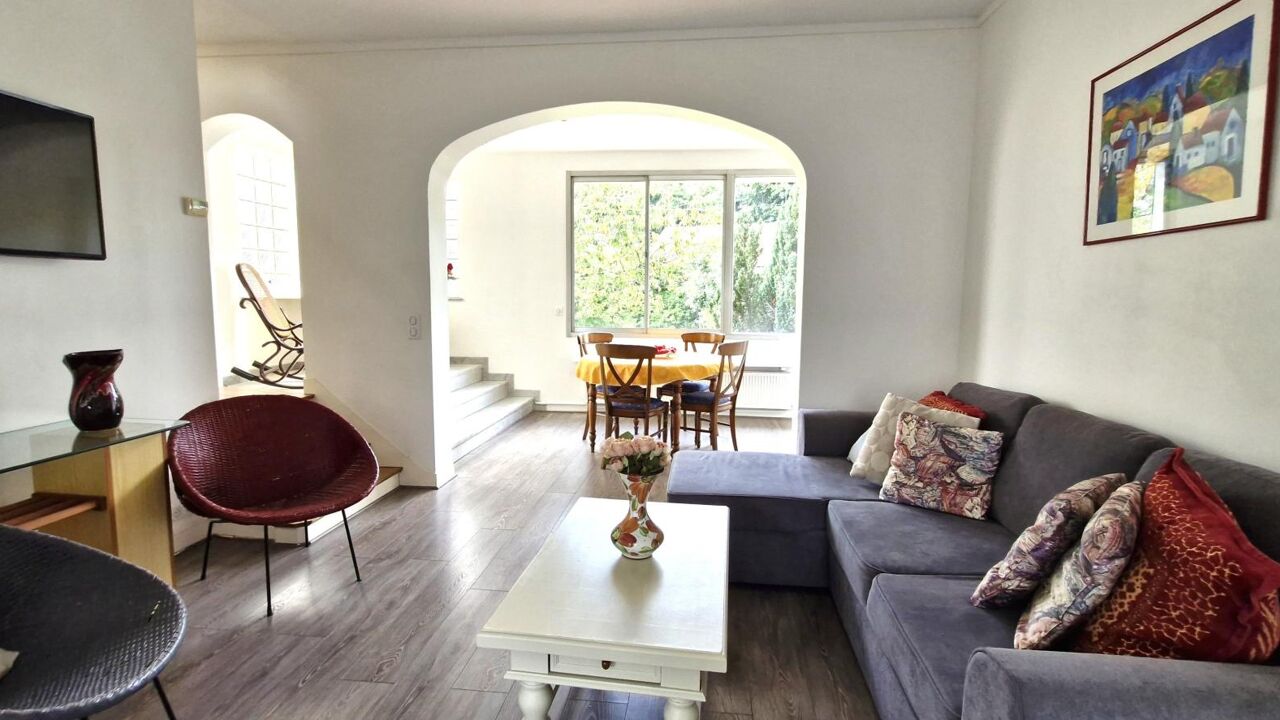 maison 5 pièces 110 m2 à vendre à Versailles (78000)