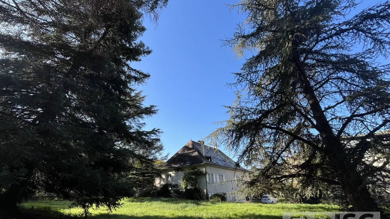 maison 7 pièces 270 m2 à vendre à Castelfranc (46140)