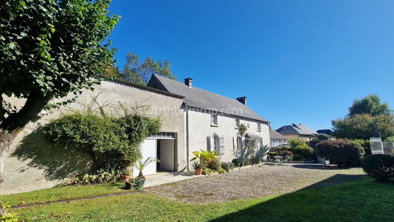 maison 6 pièces 136 m2 à vendre à Ossun (65380)