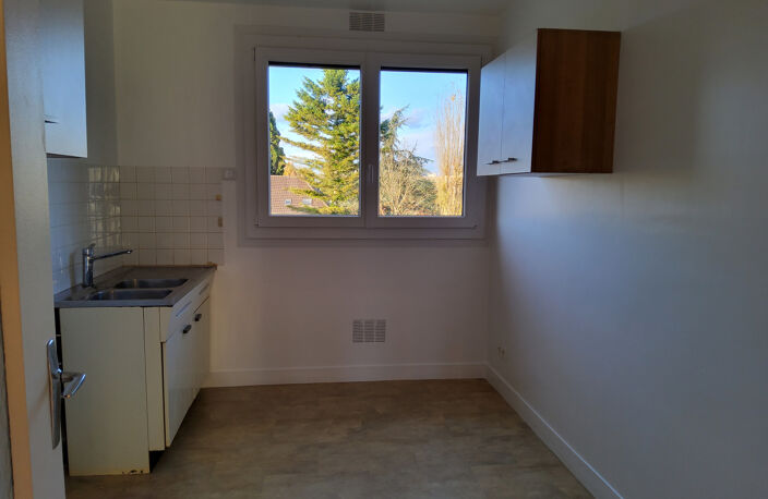 Appartement de 68.30 m2 au 3ème étage sans ascenseur avec ba — photo 3