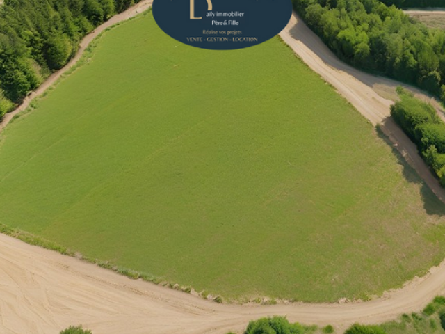 terrain constructible - proche centre ville - — photo du bien