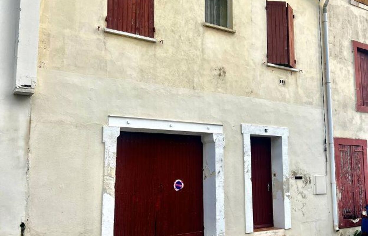 maison 3 pièces 48 m2 à vendre à Saint-Gilles (30800)