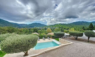 Maison 7 Pièces 160 m² à vendre à La Roquebrussanne (83136)