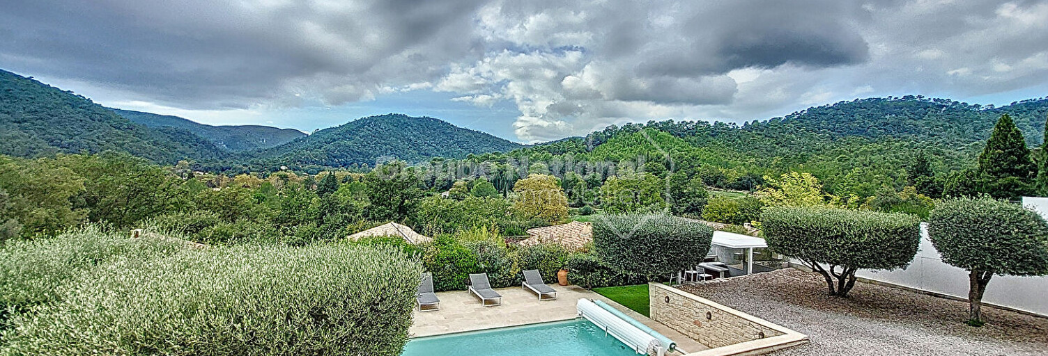 Maison 7 Pièces 160 m² à vendre à La Roquebrussanne (83136)