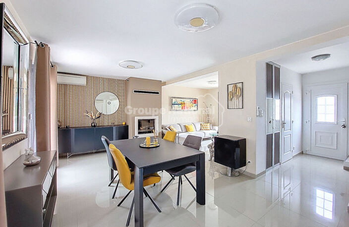 Villa contemporaine à vendre à La Roquebrussanne - Référence ... — photo 4