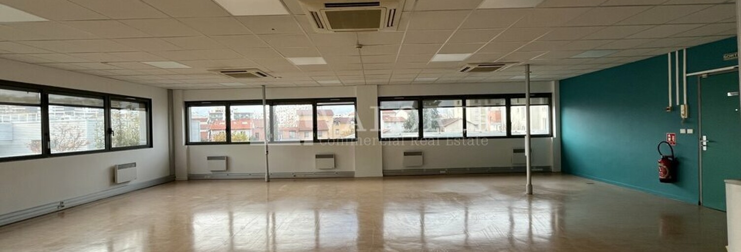 Bureau  151 m² à louer à Lyon 8 (69008)