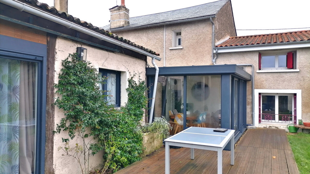 maison 7 pièces 157 m2 à vendre à Poitiers (86000)