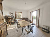 RARE : Ensemble immobilier pour investissement au cœur de Vézénobres — photo 3