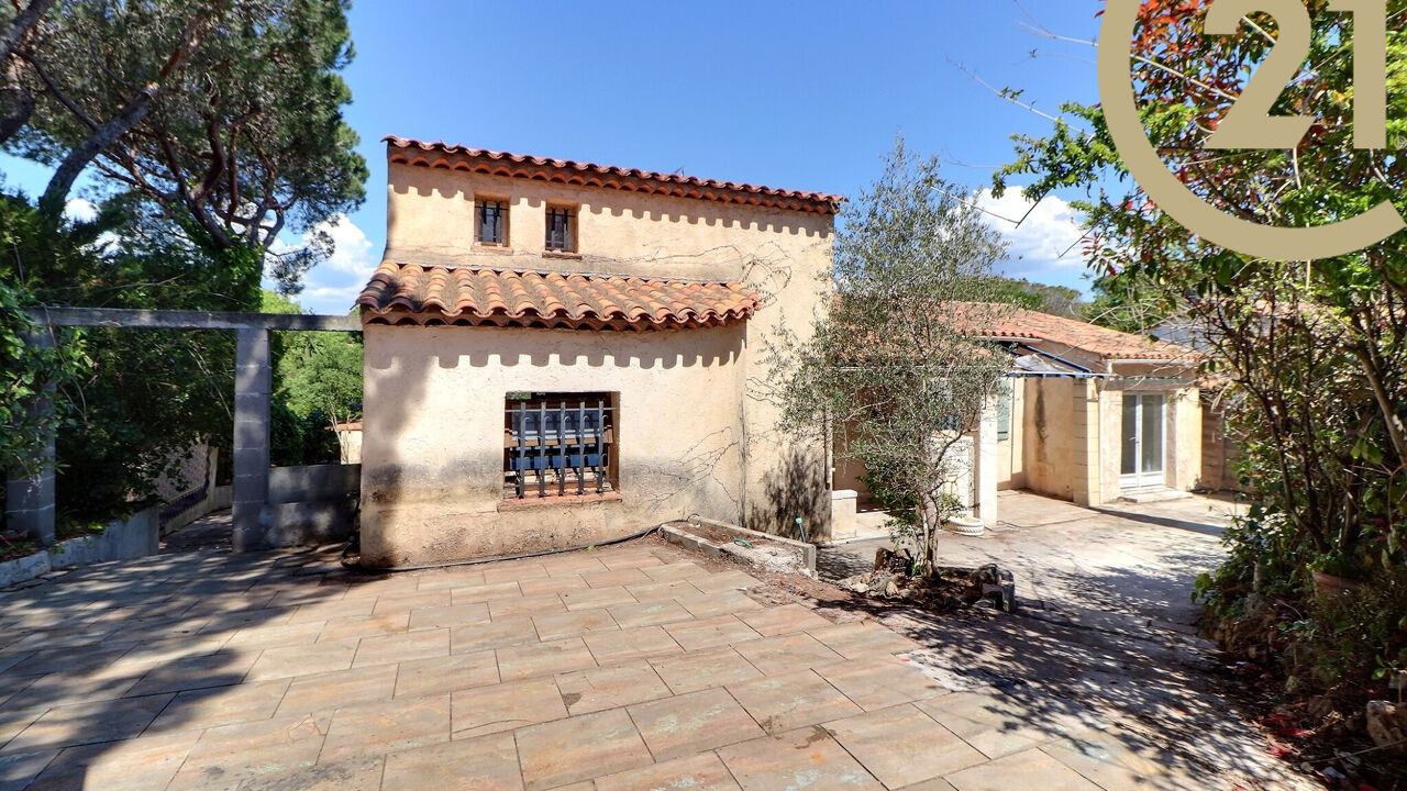 maison 6 pièces 141 m2 à vendre à Fréjus (83600)