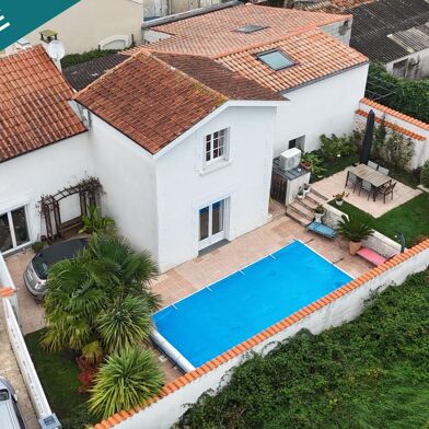 Maison 7 pièces 547500 €