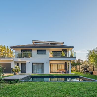 Maison 7 pièces 925000 €